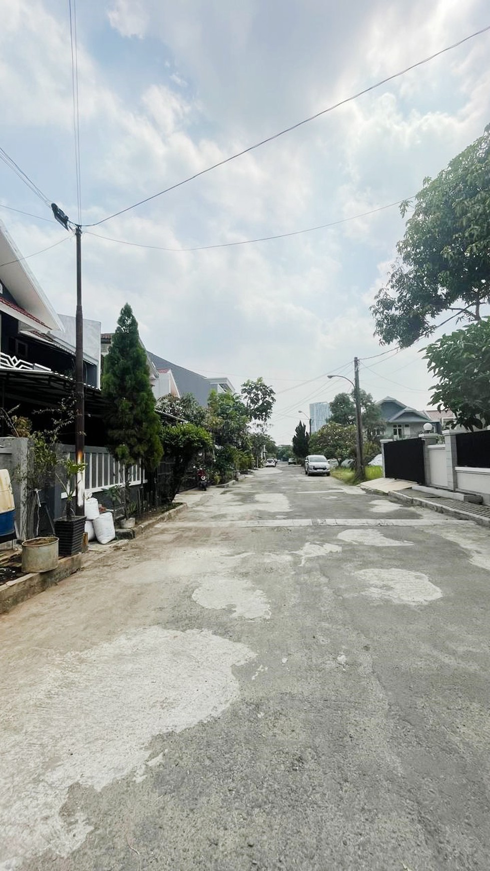 Rumah Bagus Di Cluster Sektor IE Gading Serpong, Jl Kelapa Sawit