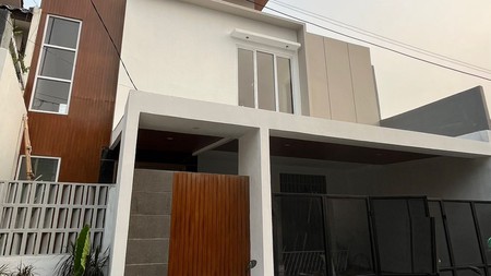 Rumah Brand New, Cantik Siap huni di Bintaro