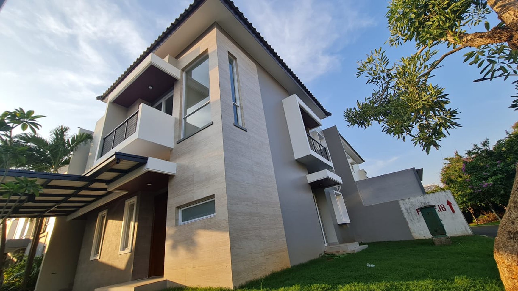 Rumah Hunian baru Hoek kotak di The Icon BSD City