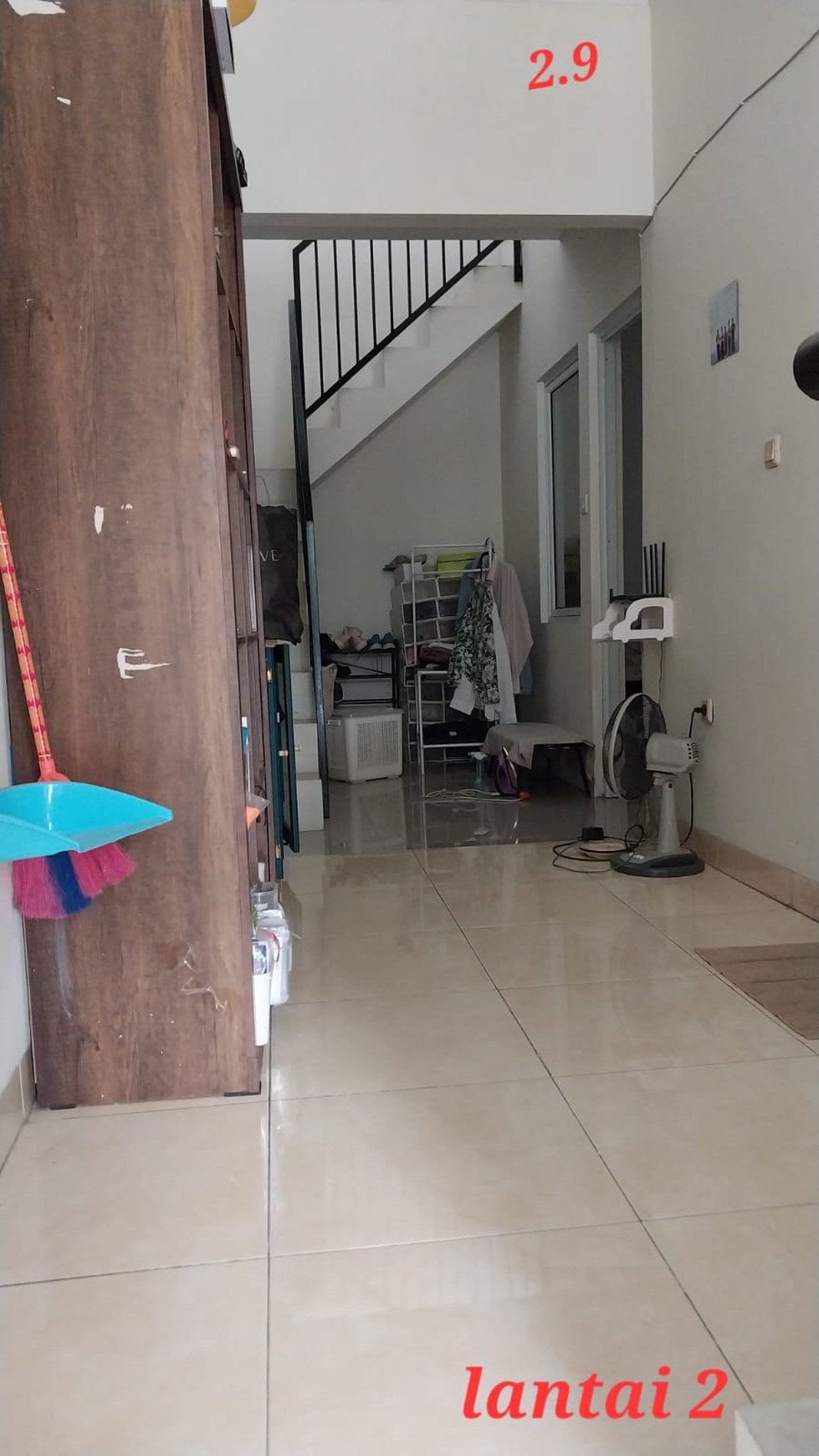 Rumah hunian  2 lantai Taman Chrysant 2, BSD