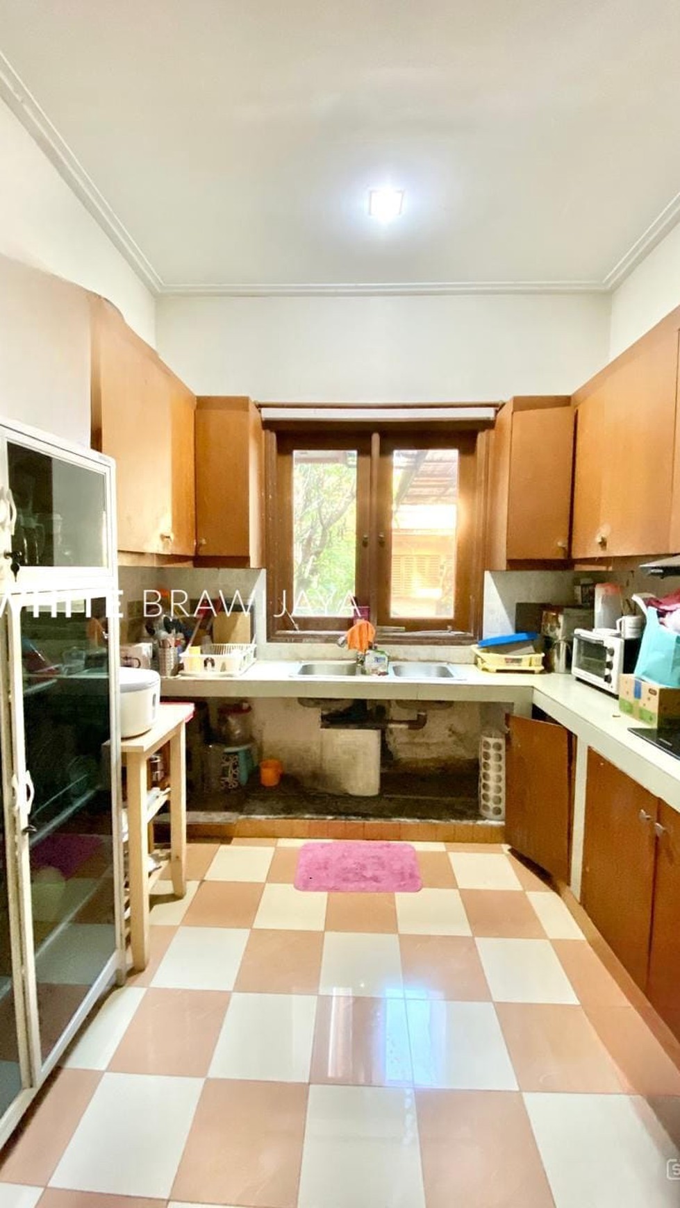 Rumah Cantik Nuansa Bali dalam Town House Lebak Bulus