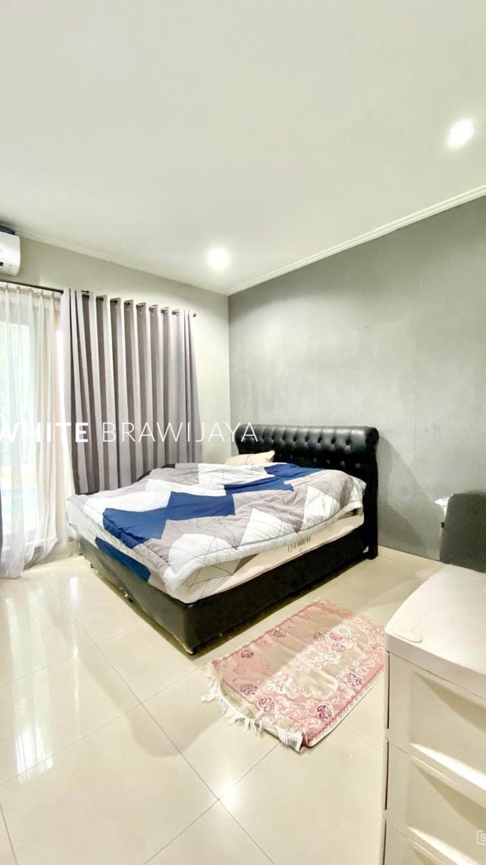 Rumah Cantik Nuansa Bali dalam Town House Lebak Bulus