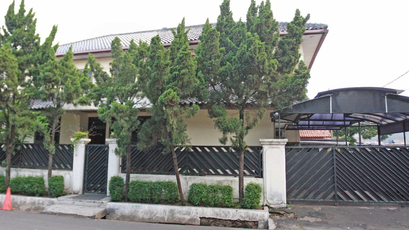 Rumah Hitung Tanah Area Cipete