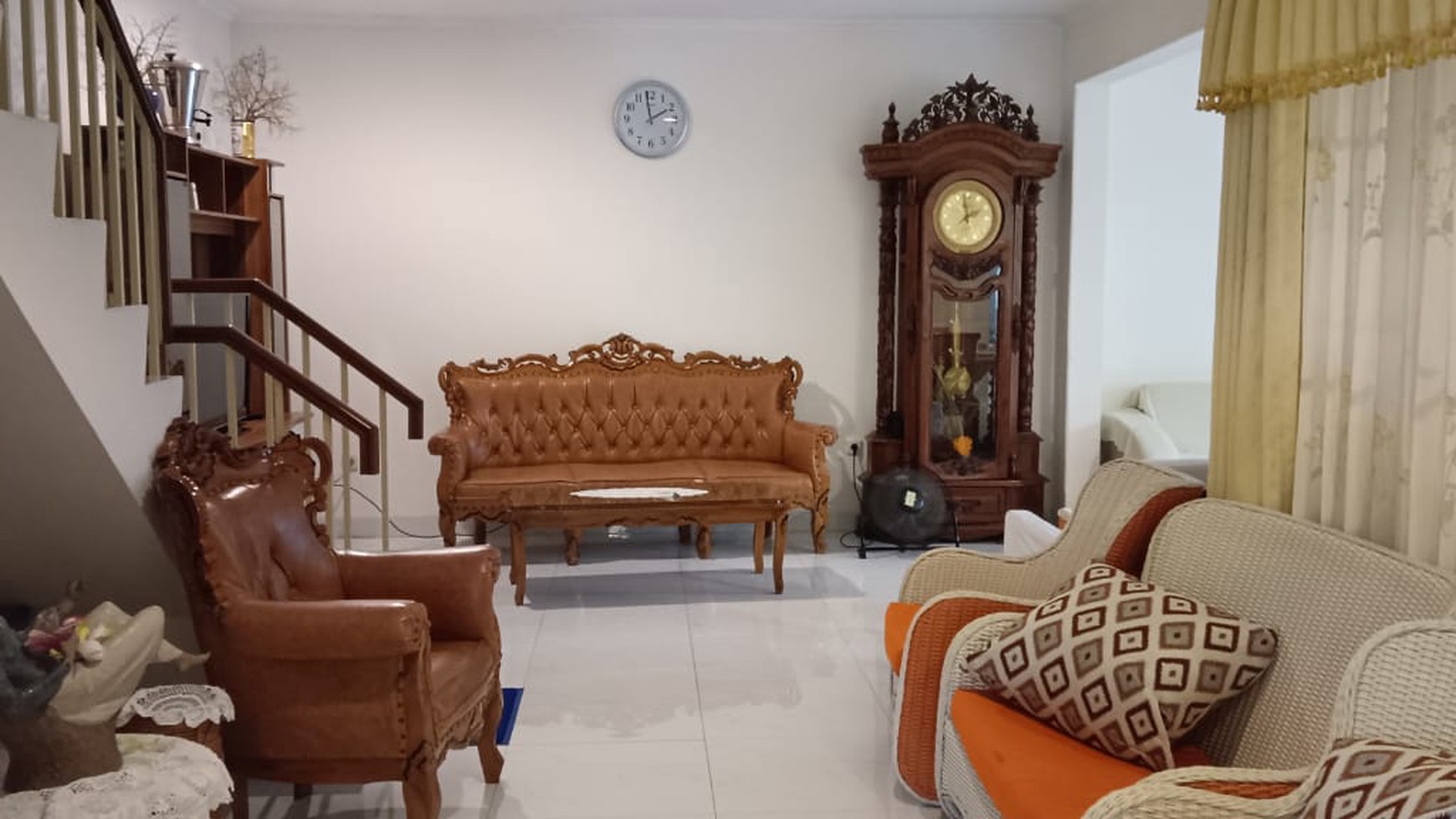 Flash Sale. Rumah bagus Taman Diponegoro Rolling Hills, Karawaci