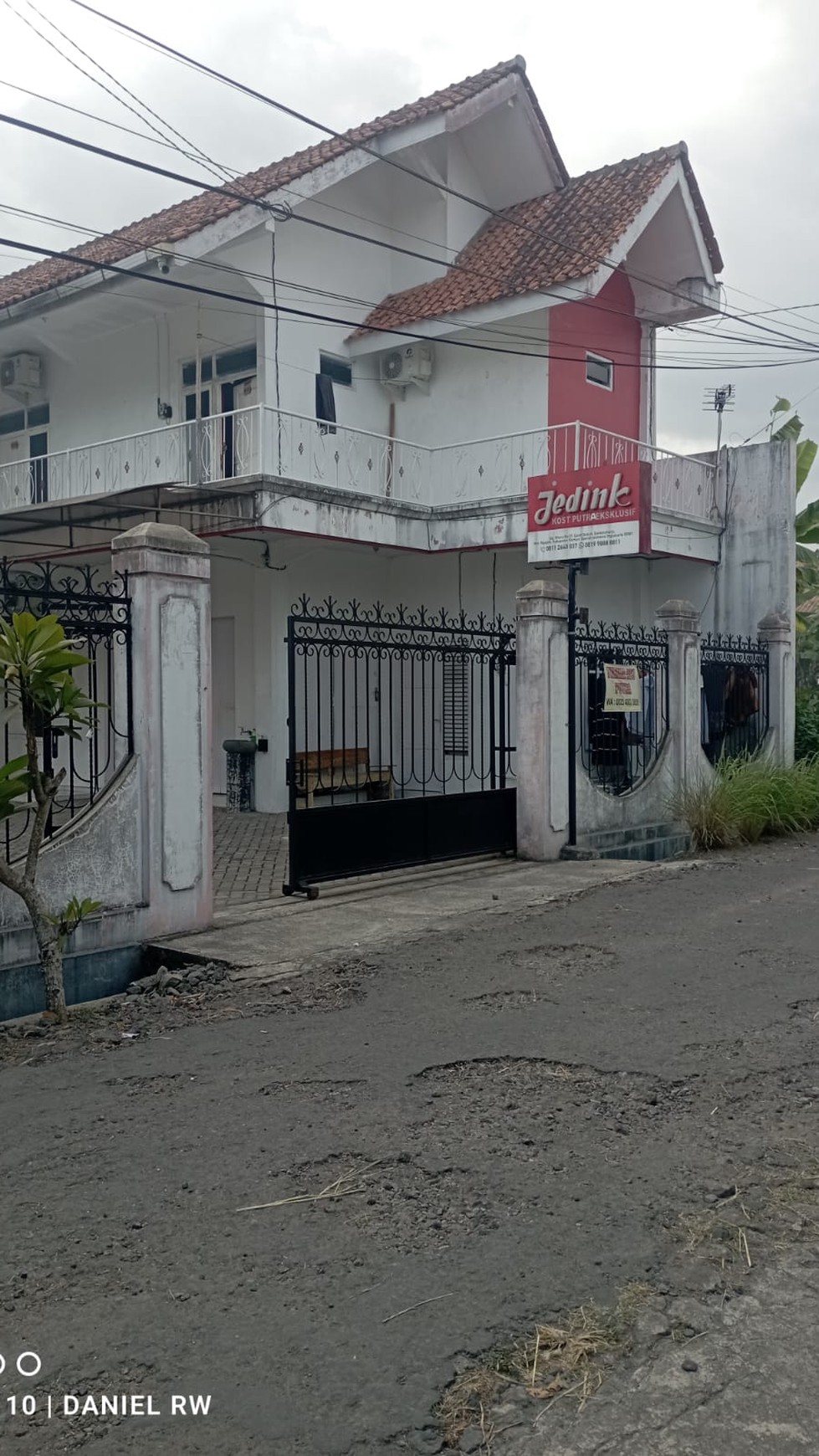 Rumah Kost aktif 2 Lantai Lokasi Dekat Kampus UII Ngaglik Sleman 