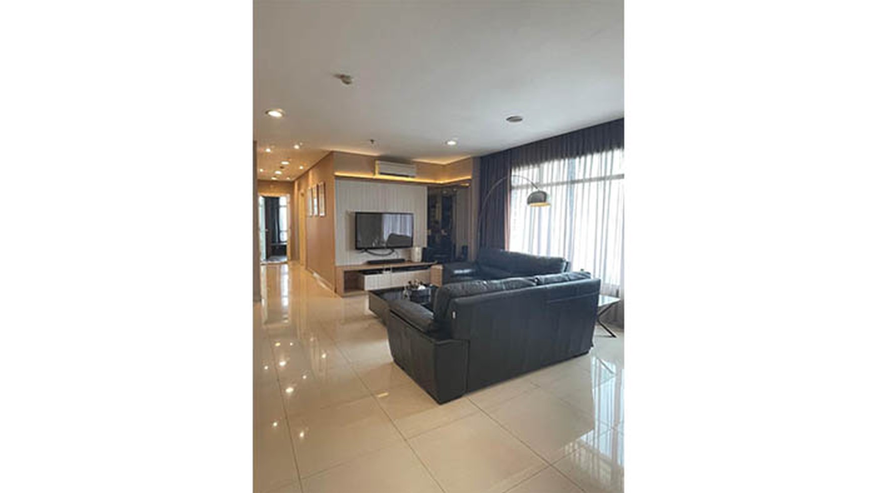 Apartemen Pantai Mutiara Twr Enggano, Penjaringan, Jakarta Utara