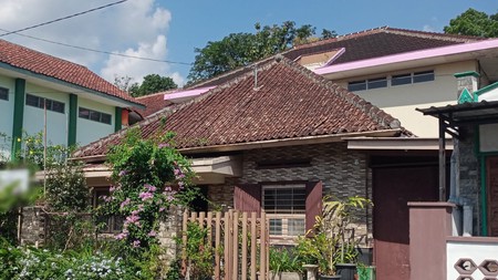 Bangunan Kolonial Murah di Tengah Kota Magelang 