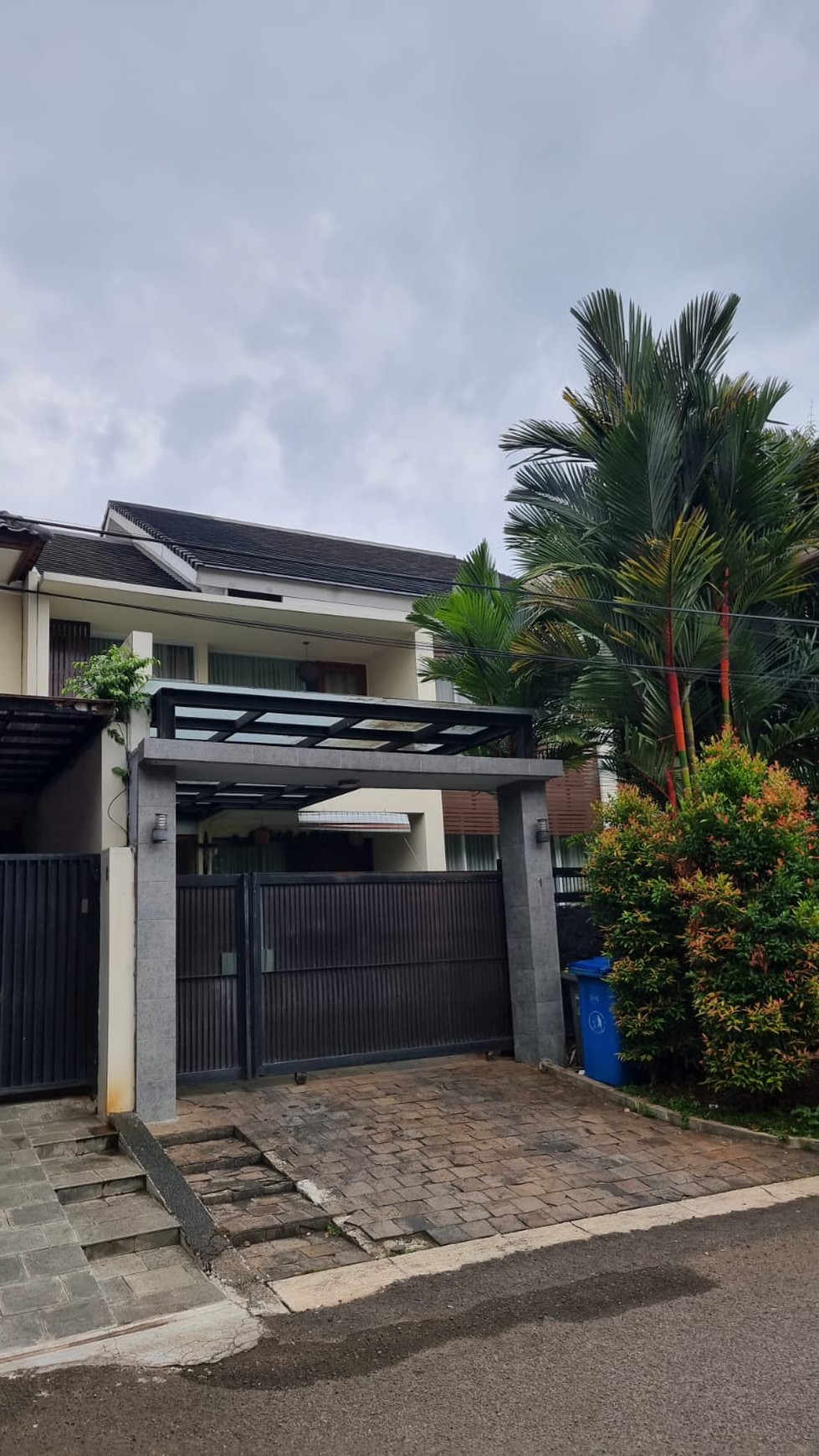 Rumah Bagus Di Kencana Indah Pondok Indah Jakarta Selatan