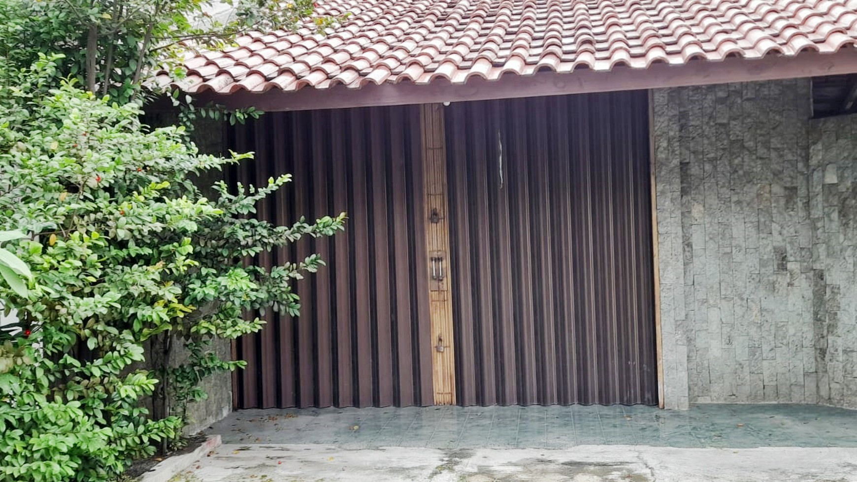 Rumah Bagus Di Jl WR Supratman Pondok Ranji Tangerang Selatan