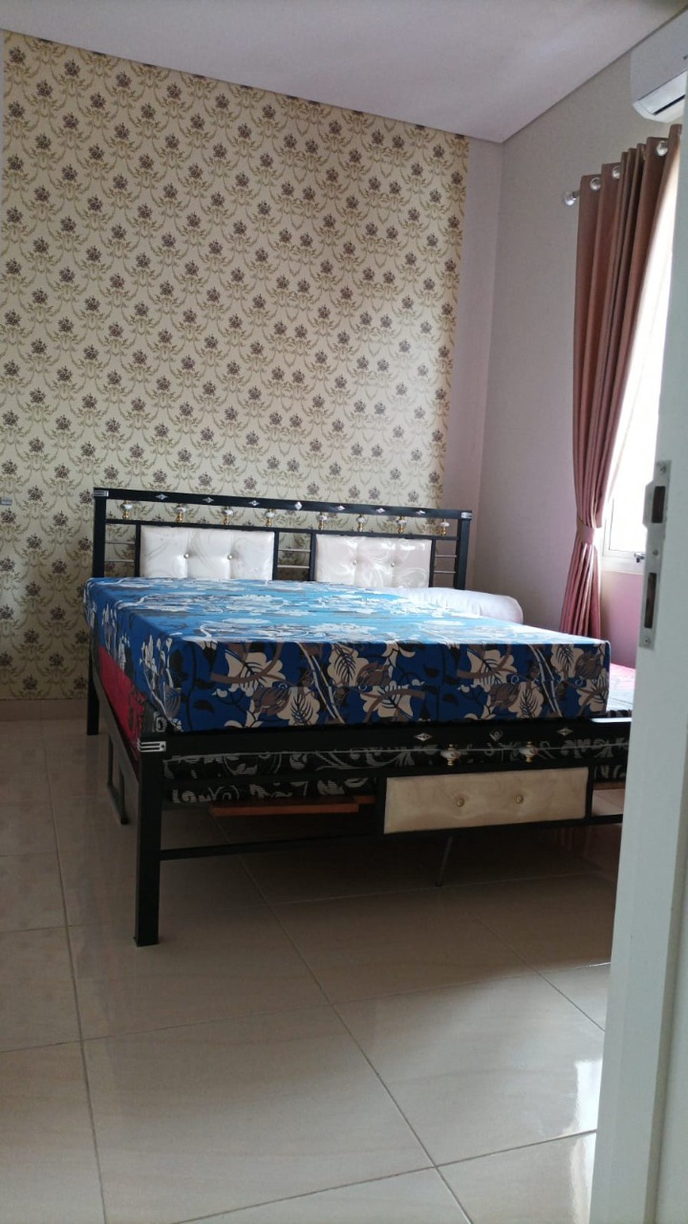 Hot Price. Rumah Bagus Di Vanya Park Assana, BSD.
