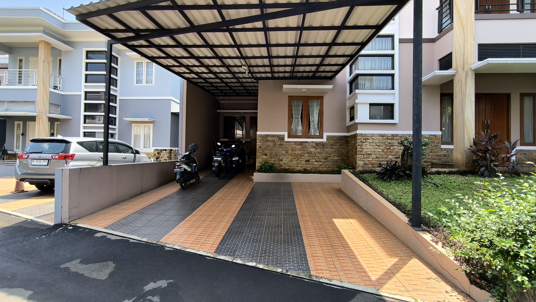 Rumah Hitung Tanah Area Cipete