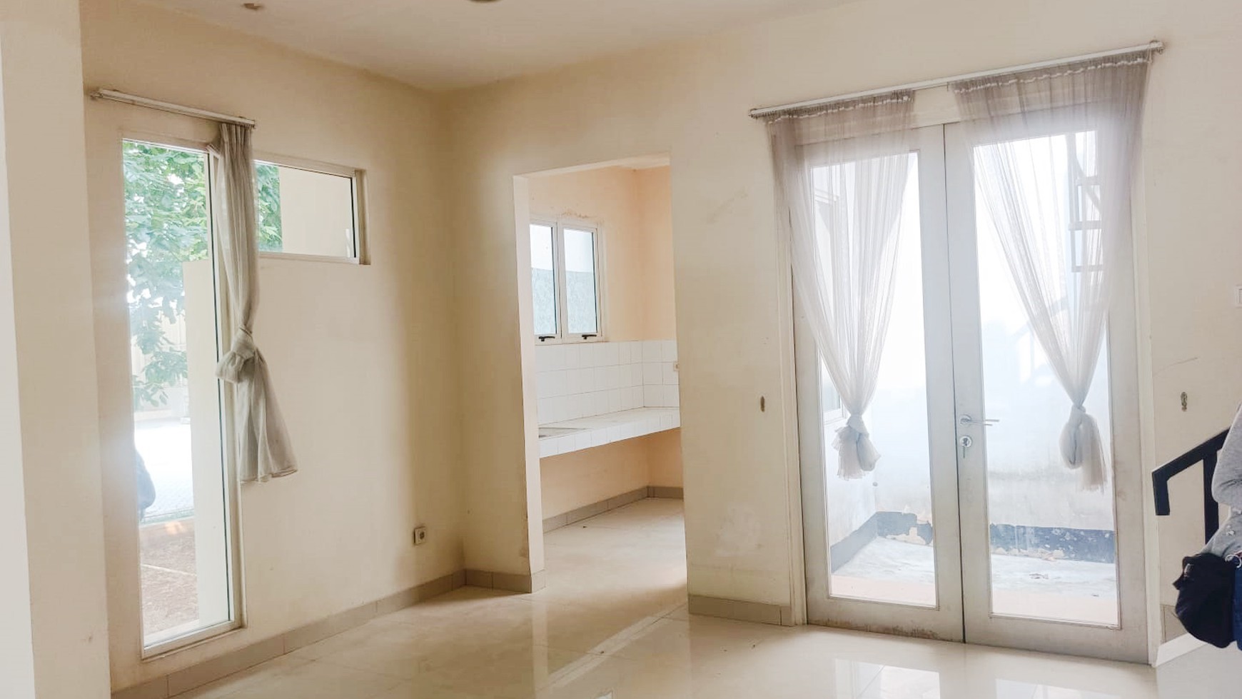 Rumah Hitung Tanah Area Cipete