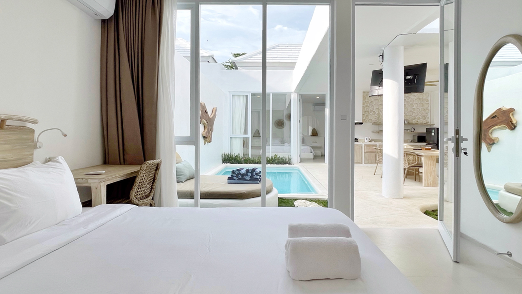 Stunning Villa 2 Bedrooms Freehold  In Uluwatu.