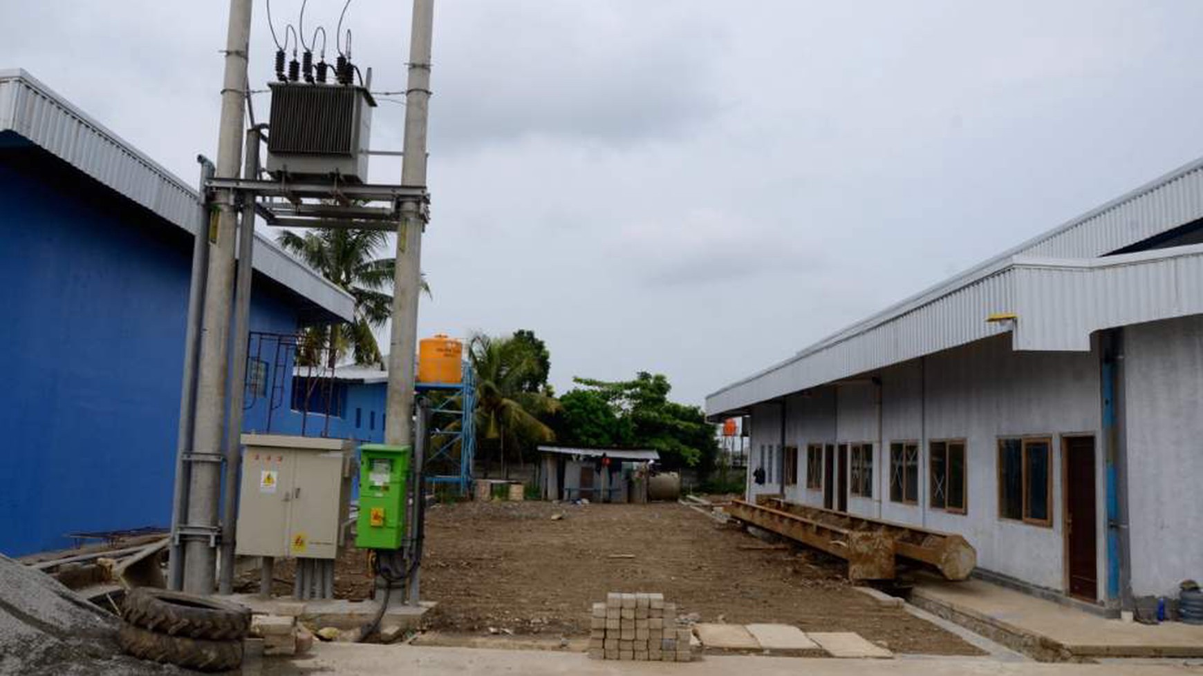 GUDANG DAN WORKSHOP DI CIKARANG DEKAT DENGAN KAWASAN INDUSTRI JABABEKA TAHAP VI DAN PINTUL CIKARANG 