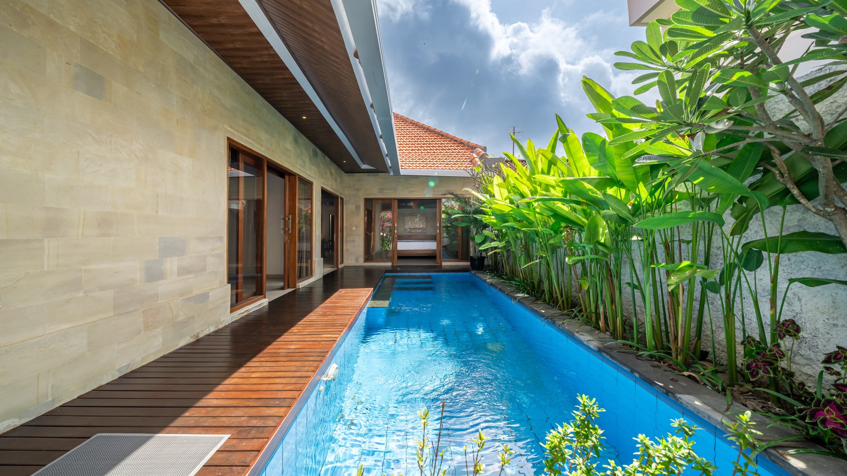 Villa 2 Bedrooms Leasehold in Kesari Sanur