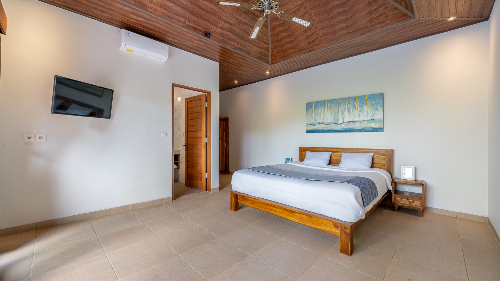 Villa 2 Bedrooms Leasehold in Kesari Sanur