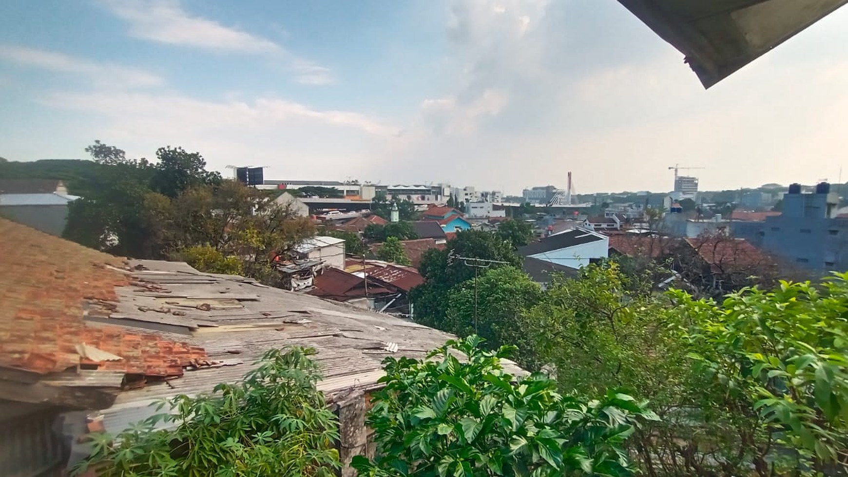 Rumah Lux Asri di Sayap Dago Bandung