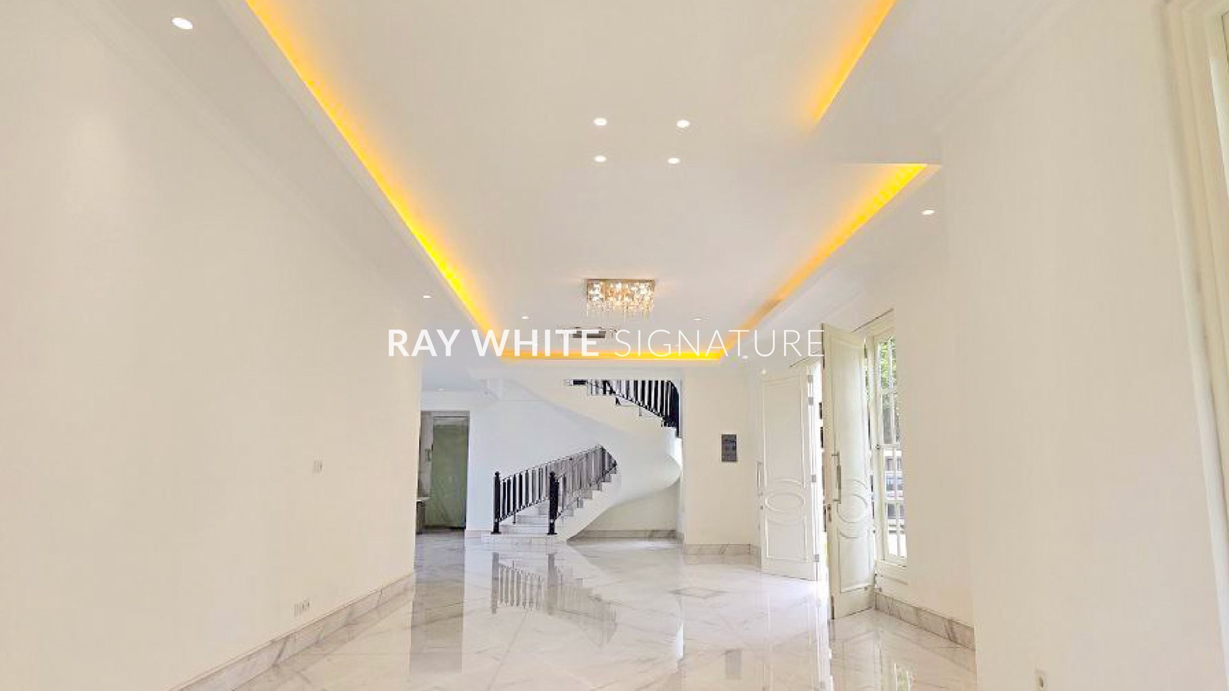 Jual Rumah Mewah Brand New di Jl Banyumas Menteng