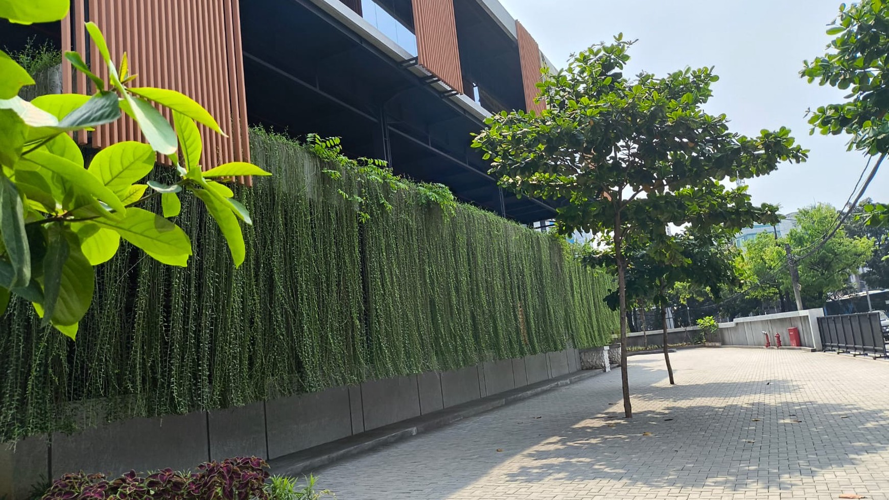 Mini building siap pakai di warung buncit, jakarta selatan