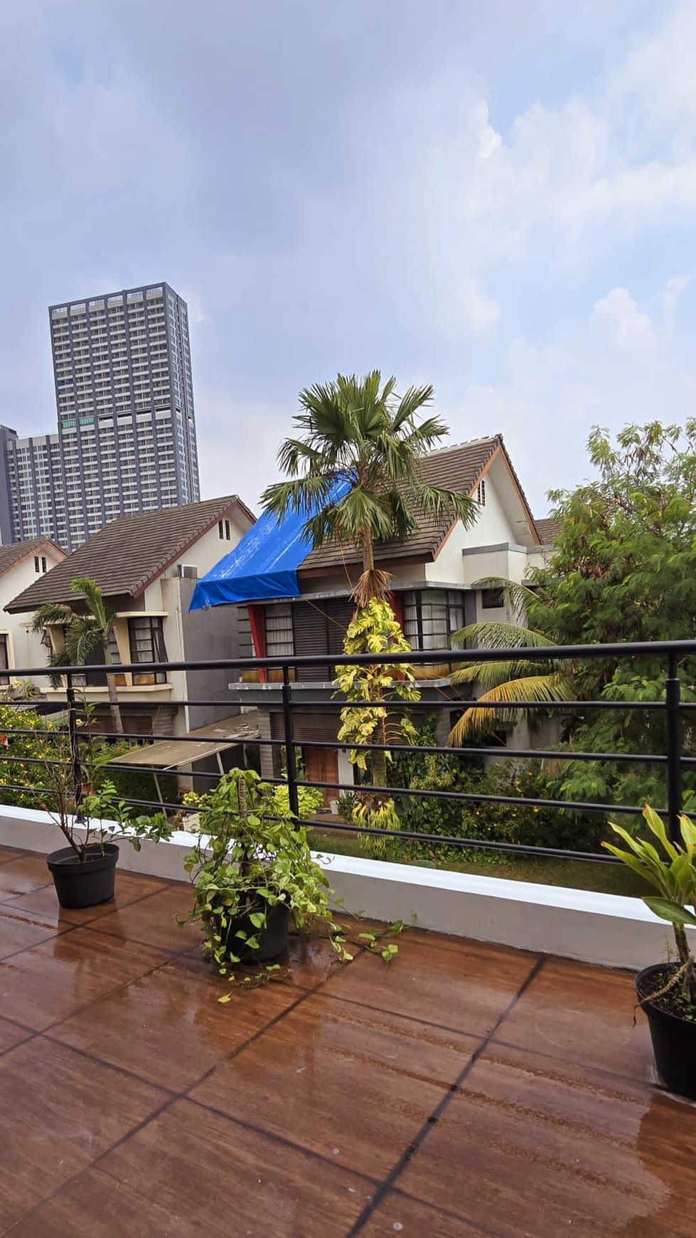 Rumah Bagus Di Emerald Residence Bintaro Jaya Sektor 9.