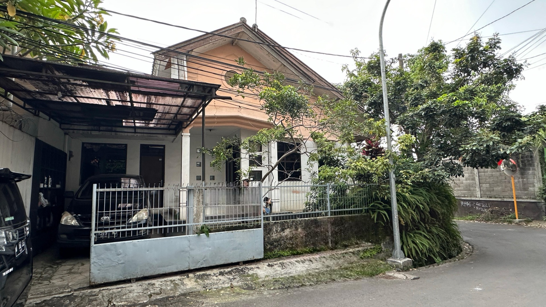 Rumah Bagus Terawat di Sayap Pasteur Bandung