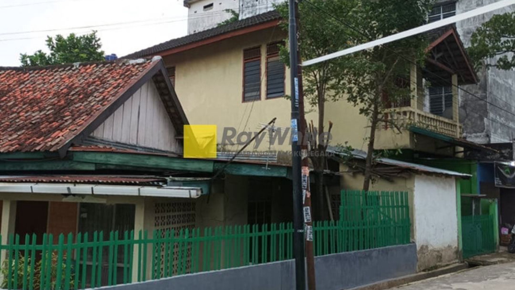 rumah strategis di kota palembang