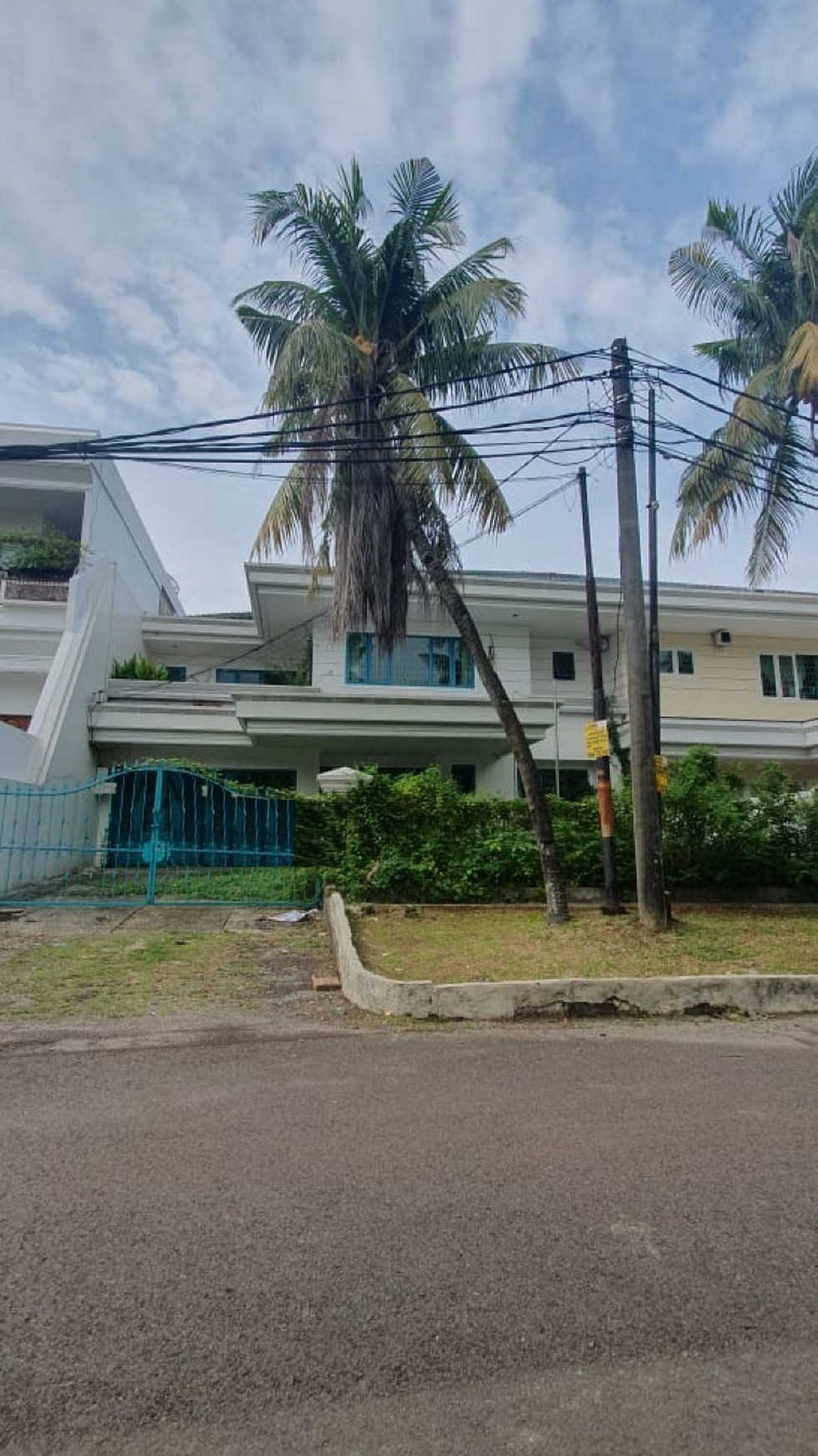 Rumah Bagus Di Pantai Kuta, Ancol, Jakarta Utara