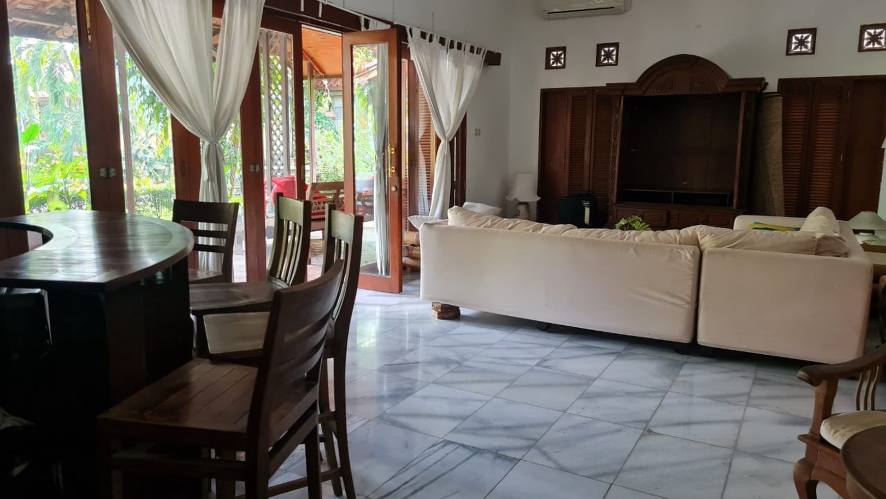 Rumah Bagus Di Bali View, Cirendeu Jakarta Selatan