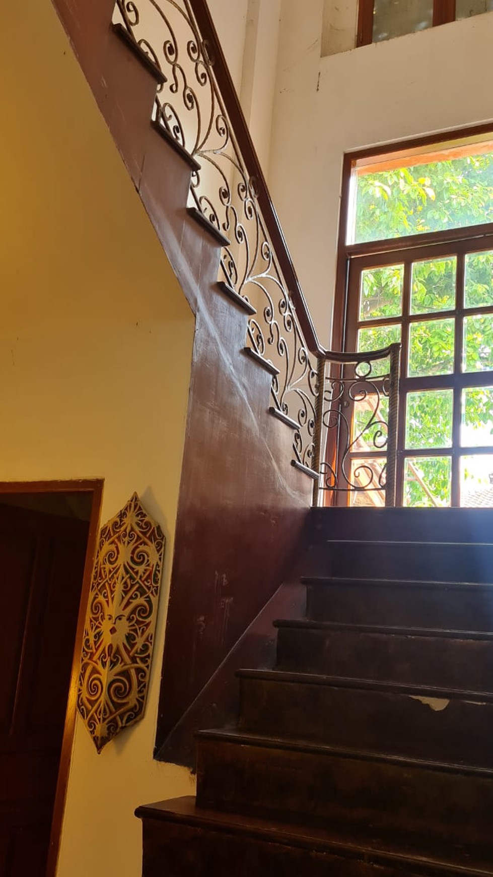 Rumah Bagus Di Bali View, Cirendeu Jakarta Selatan