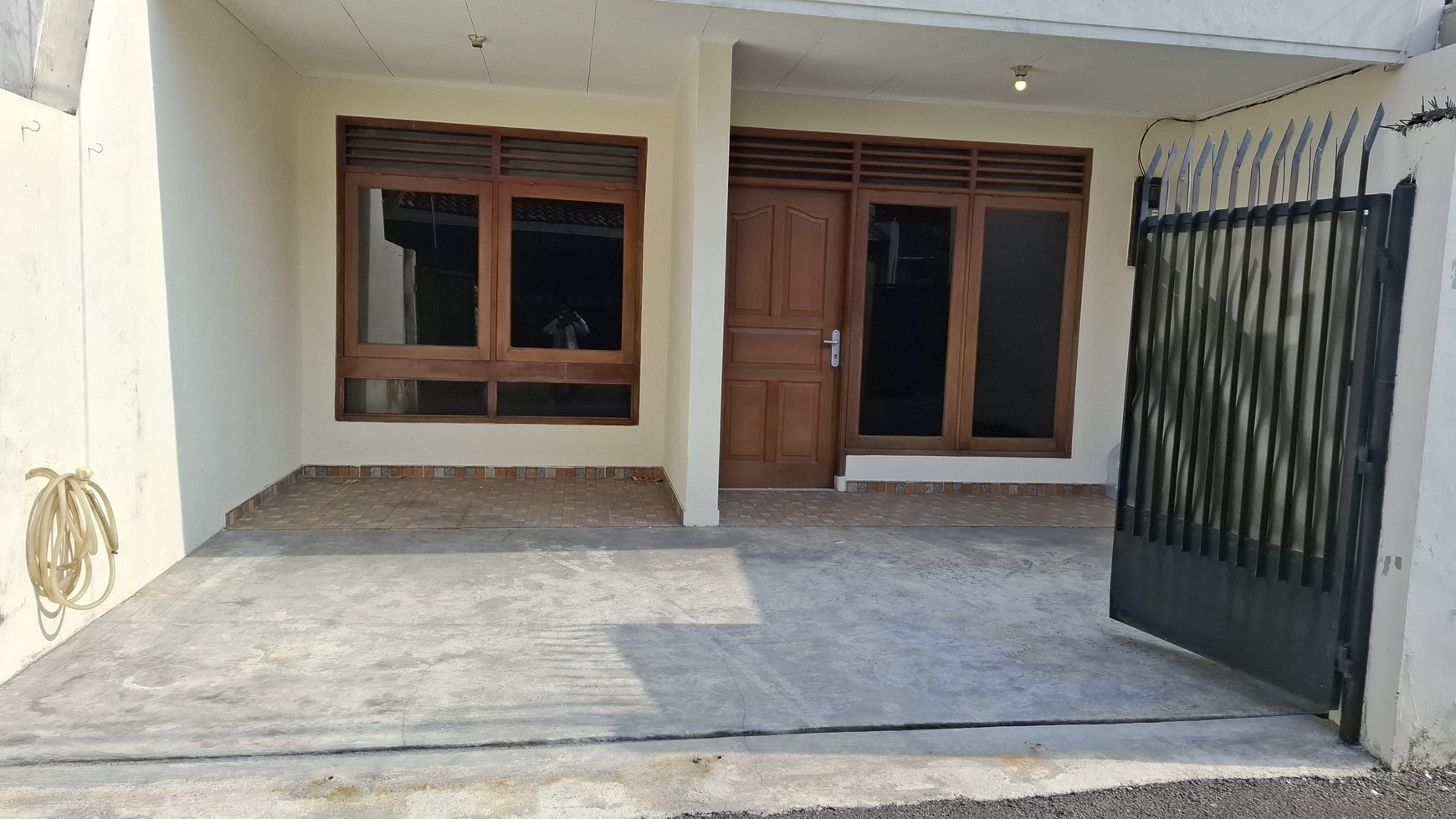 DIJUAL RUMAH AREA TEBET BARAT