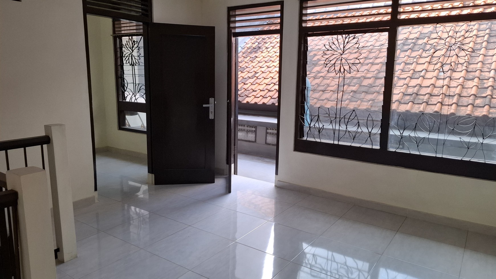 DIJUAL RUMAH AREA TEBET BARAT