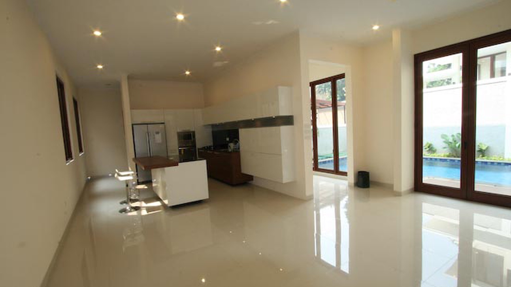 Modern and beautiful house in ampera