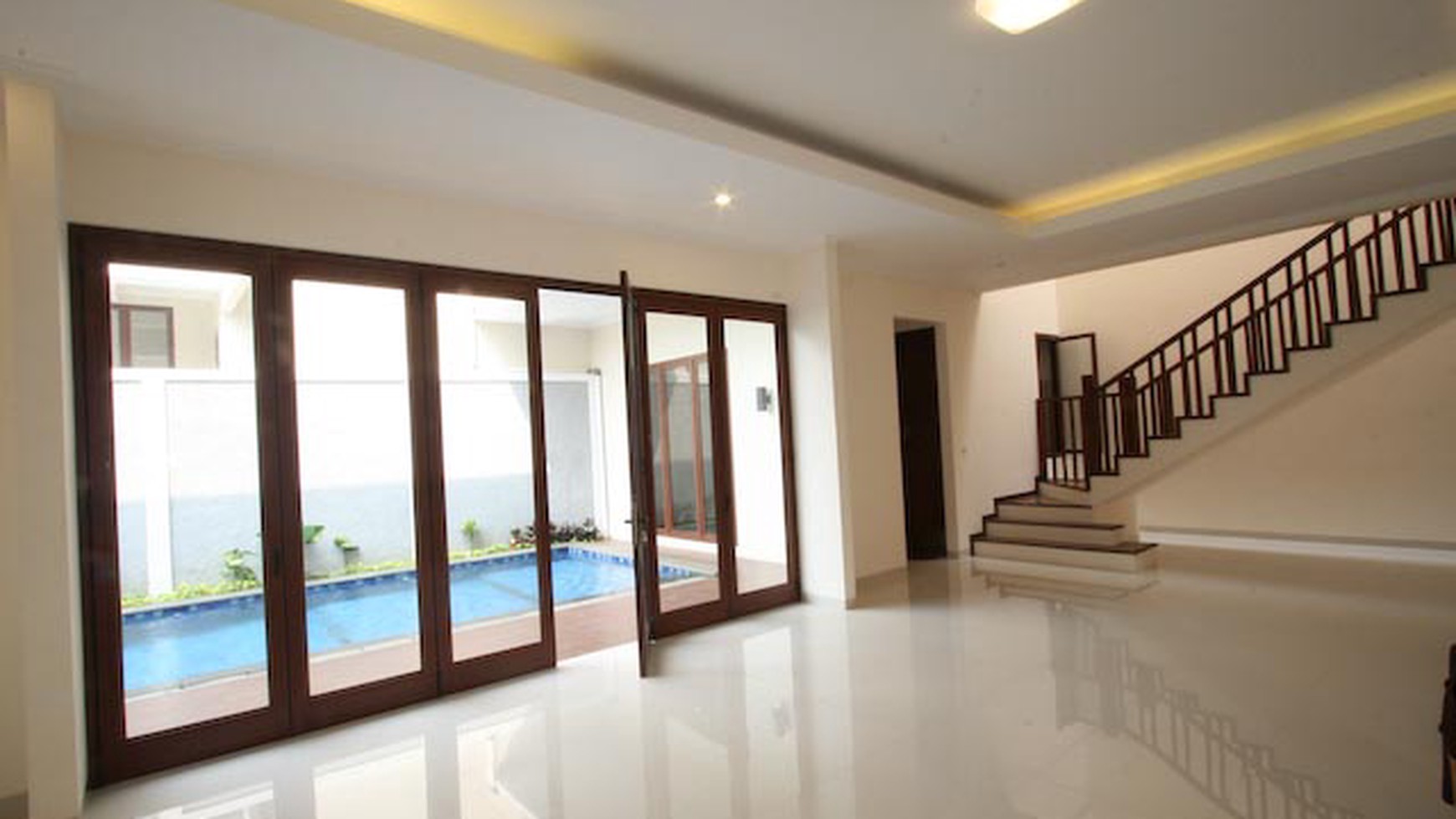 Modern and beautiful house in ampera