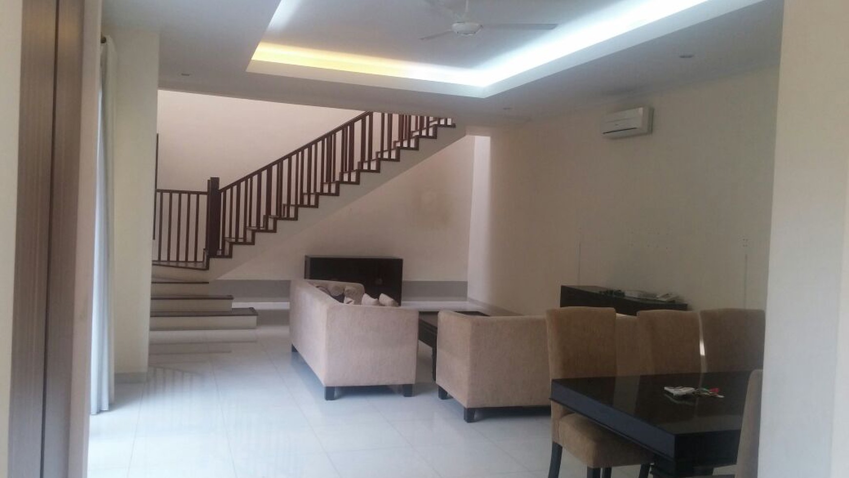 Modern and beautiful house in ampera