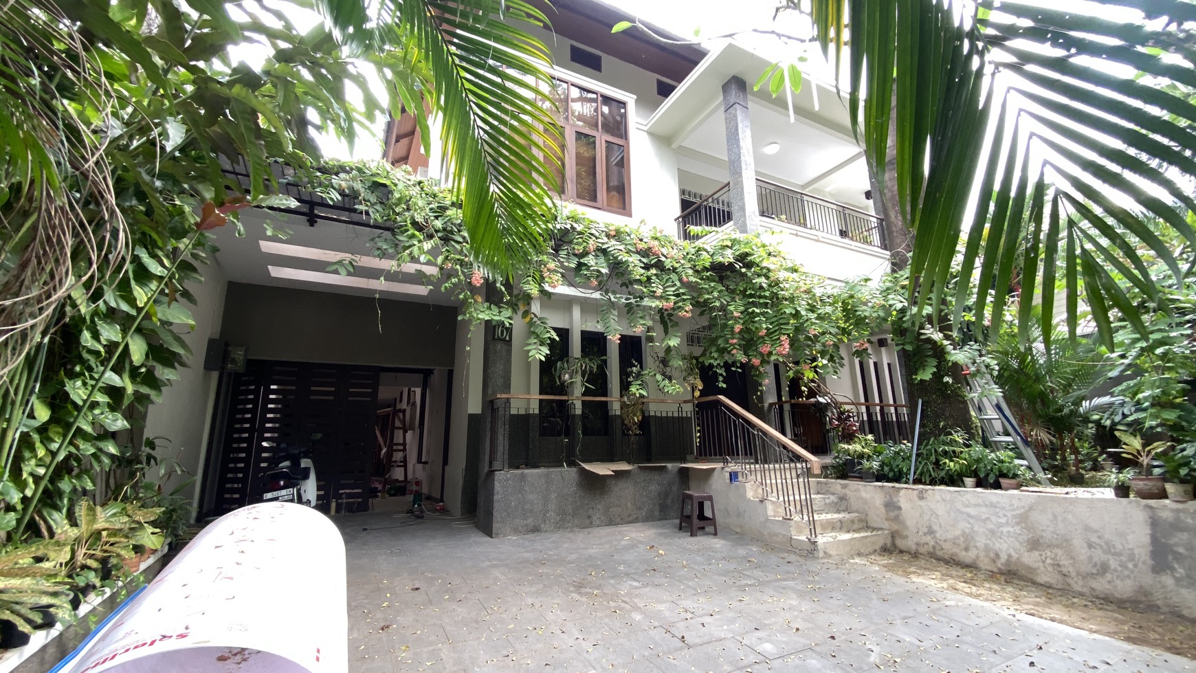 Beautiful house in kebayoran baru