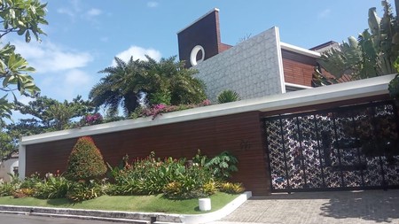 Villa Mewah dengan Ocean View & One Gate Security di Pecatu Graha, Kuta Selatan, Bali