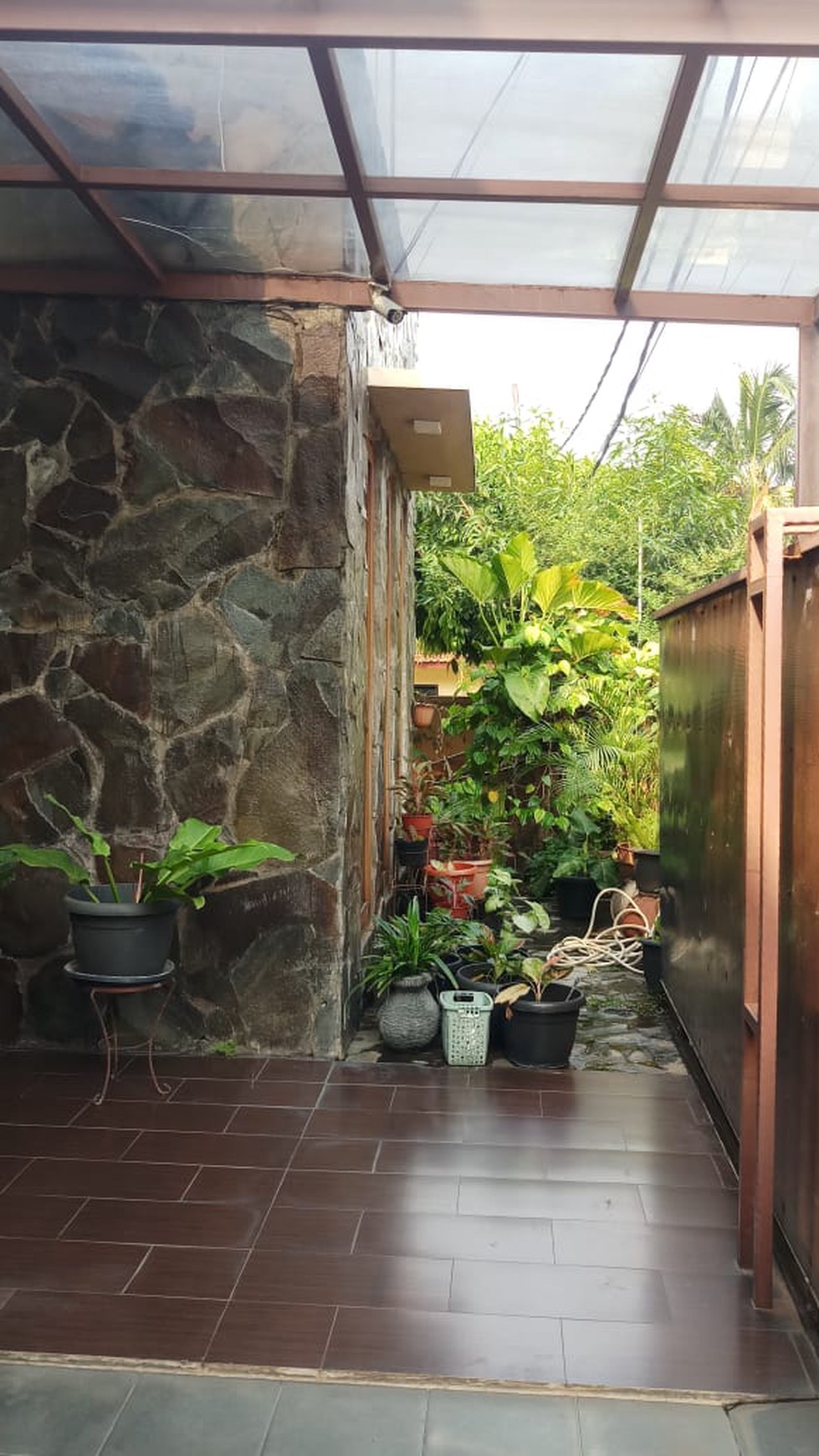 Rumah Hitung Tanah Area Cipete