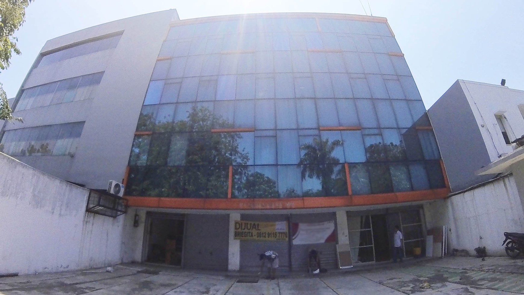 Rumah Hitung Tanah Area Cipete