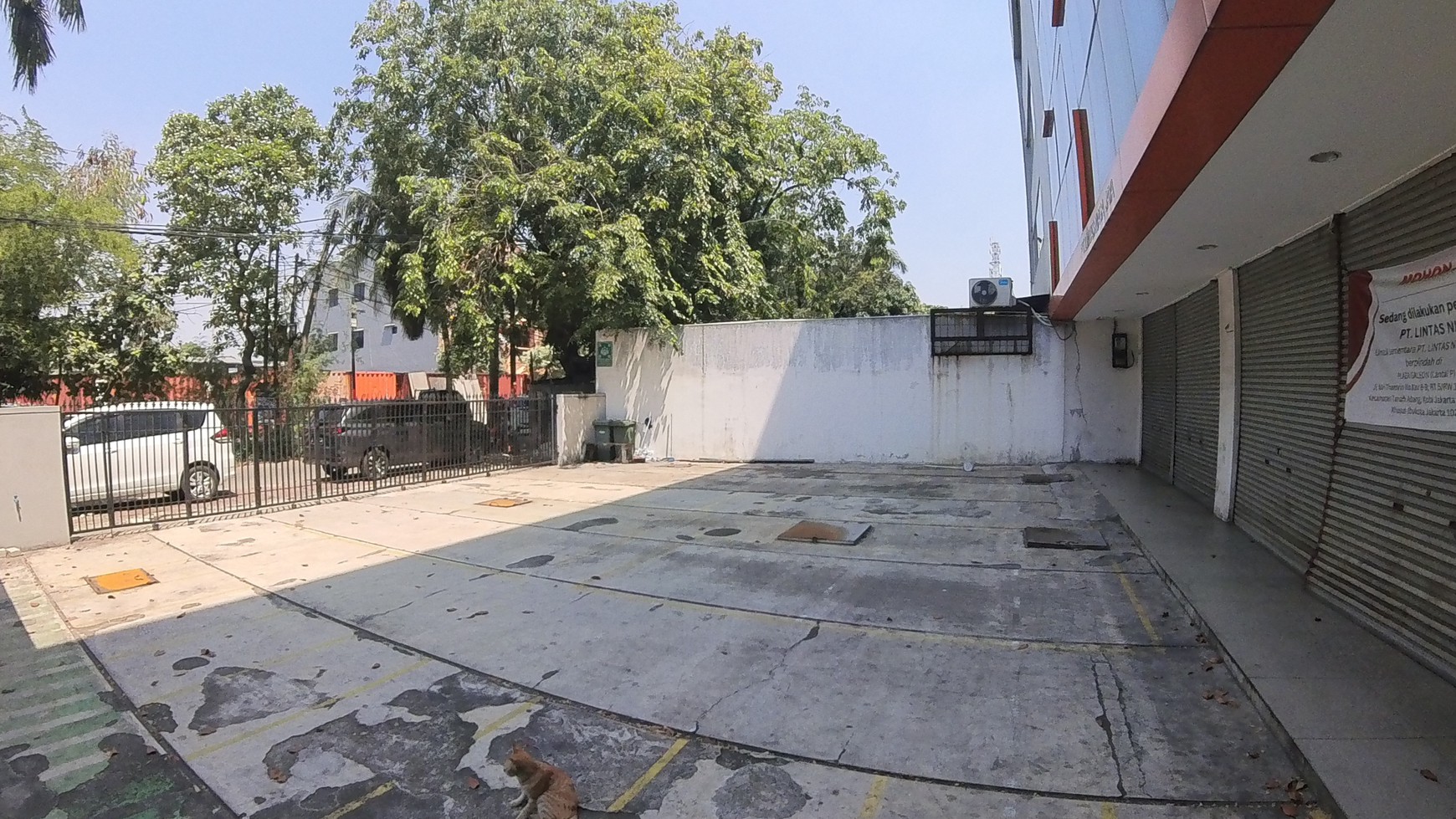 Rumah Hitung Tanah Area Cipete