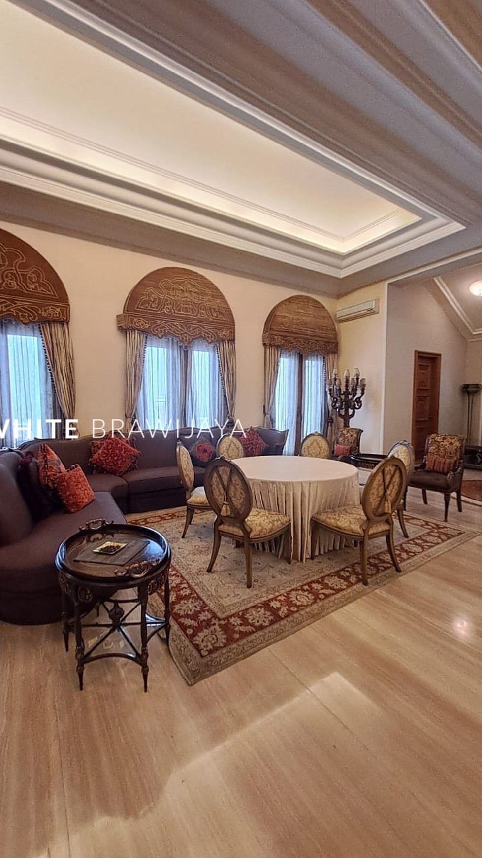 Rumah Hitung Tanah Area Cipete