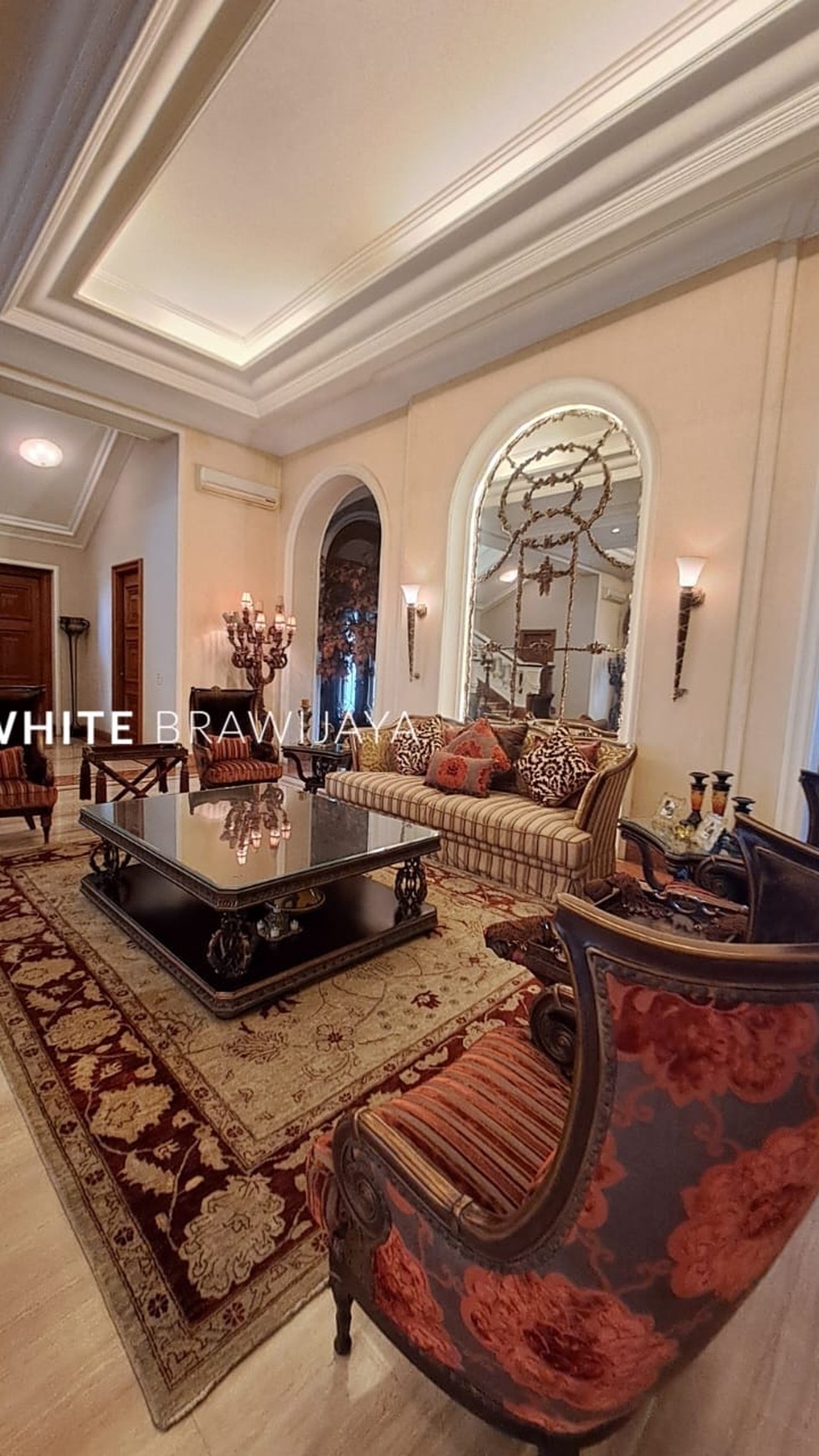 Rumah Hitung Tanah Area Cipete