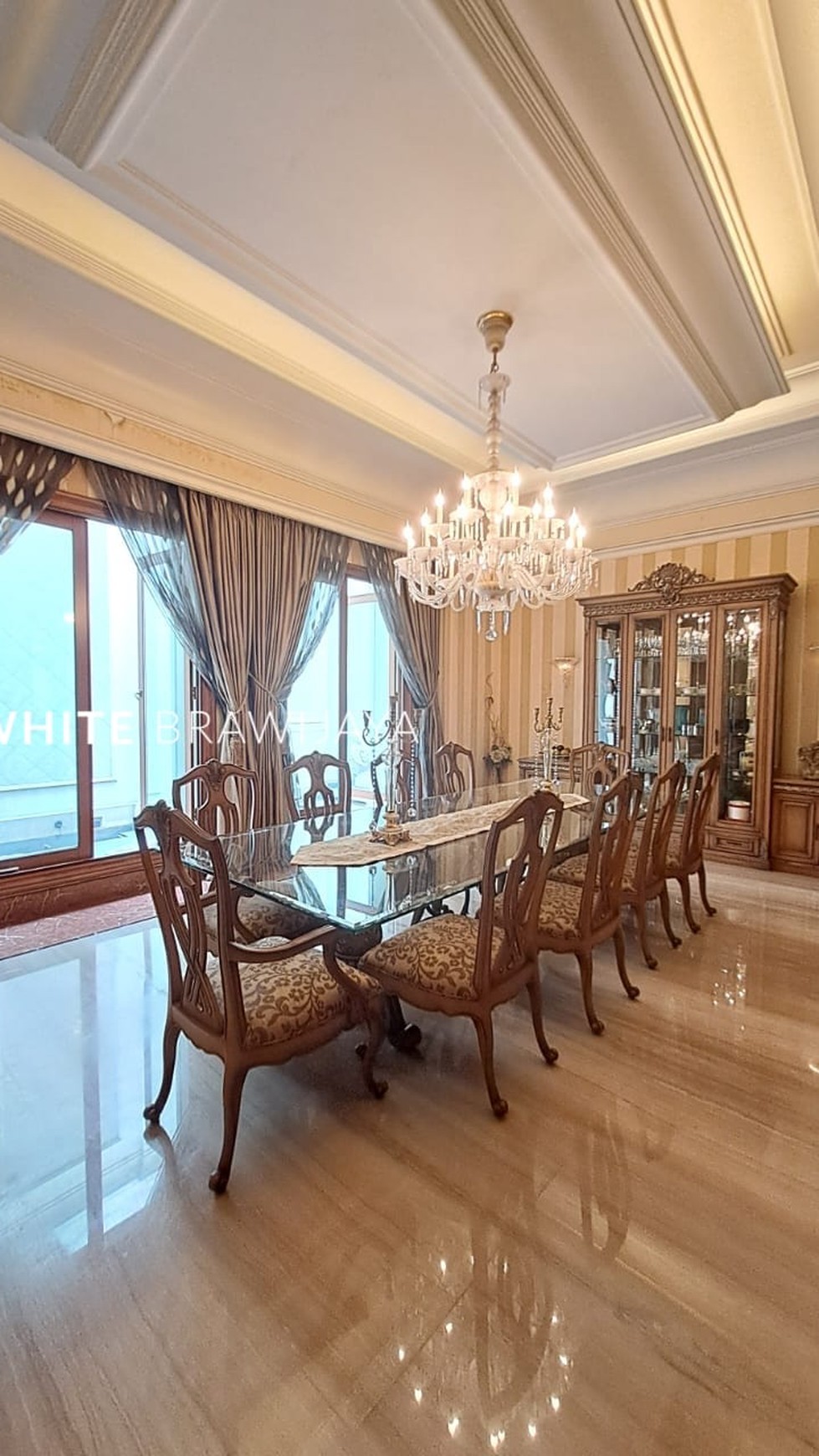 Rumah Hitung Tanah Area Cipete