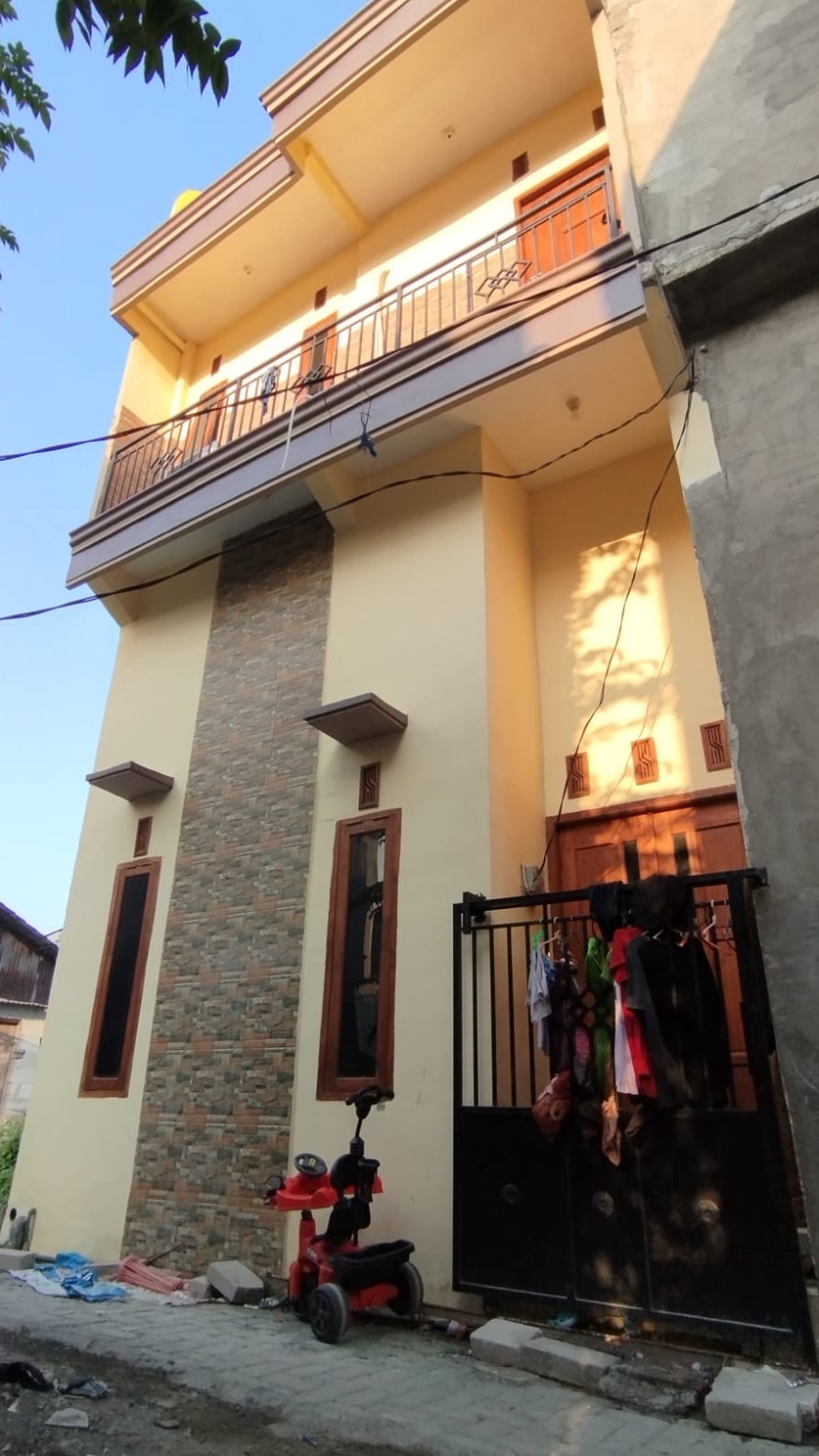 Rumah Hitung Tanah Area Cipete