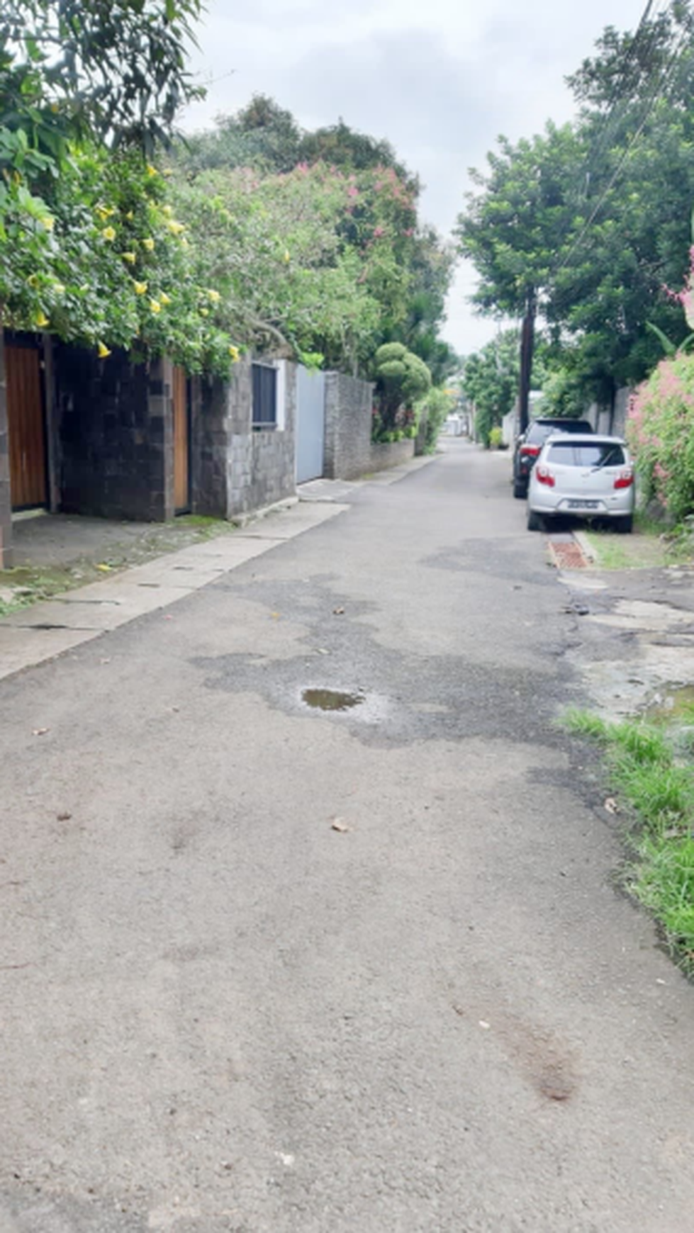 Rumah Hitung Tanah Di Jl Pertanian Lebak Bulus Jakarta Selatan