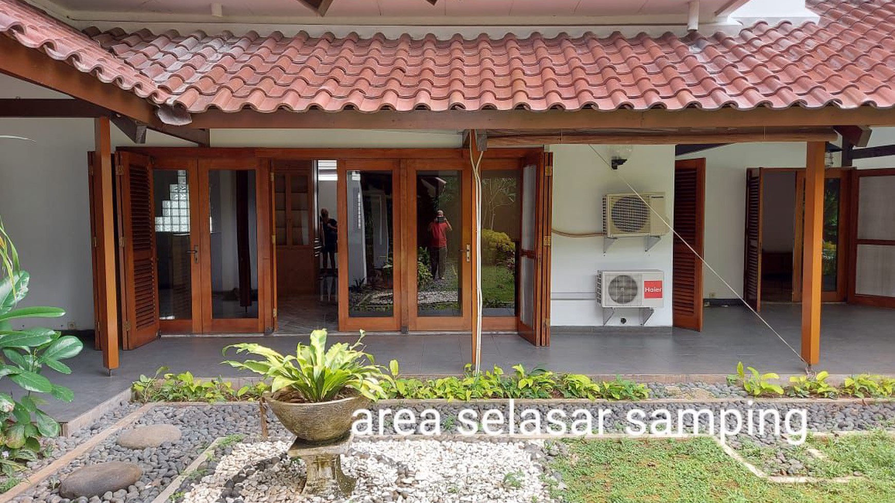 Rumah Mewah 3 Lantai Area Elite Lokasi Strategis di Pondok Indah, Jakarta Selatan