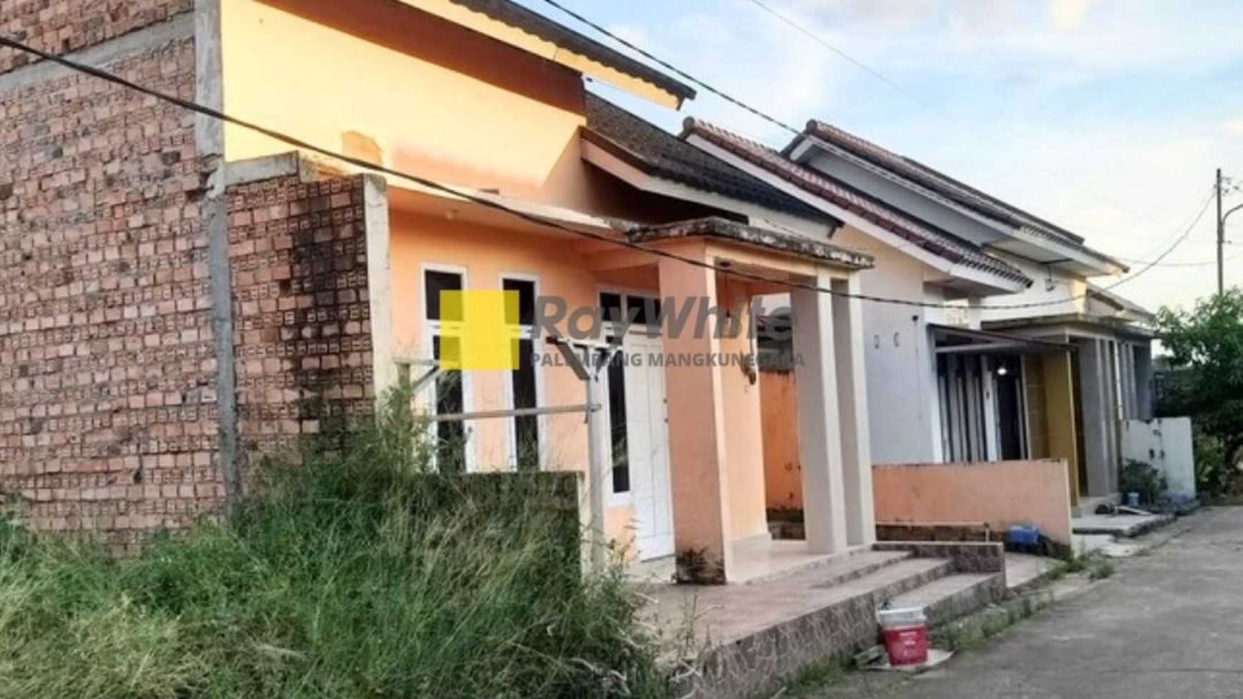 Dijual Cepat Rumah di Alang-Alang Lebar Kota Palembang