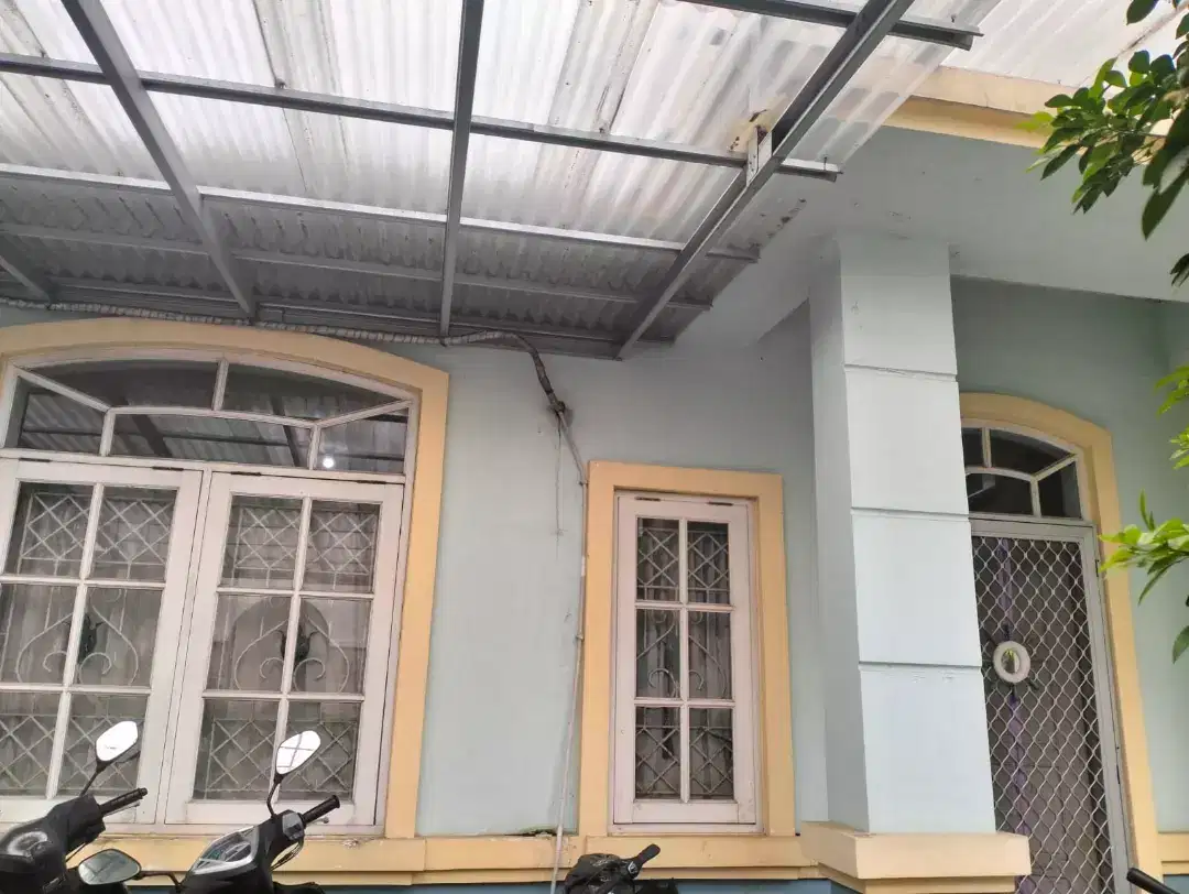 Hot Rent. Rumah bagus Taman Chrysant, BSD