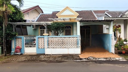 Hot Rent. Rumah bagus Taman Chrysant, BSD