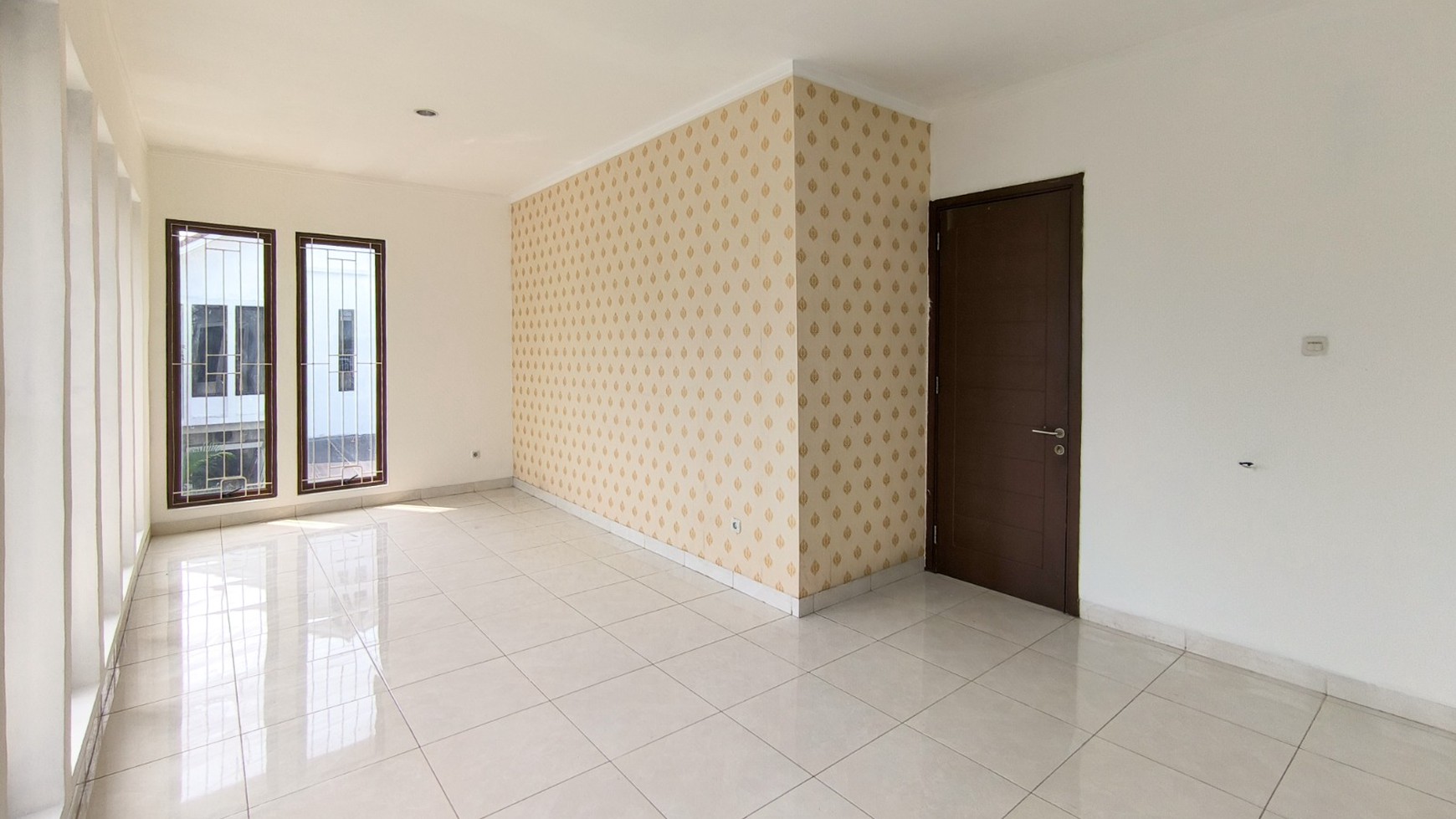 Rumah Hitung Tanah Area Cipete