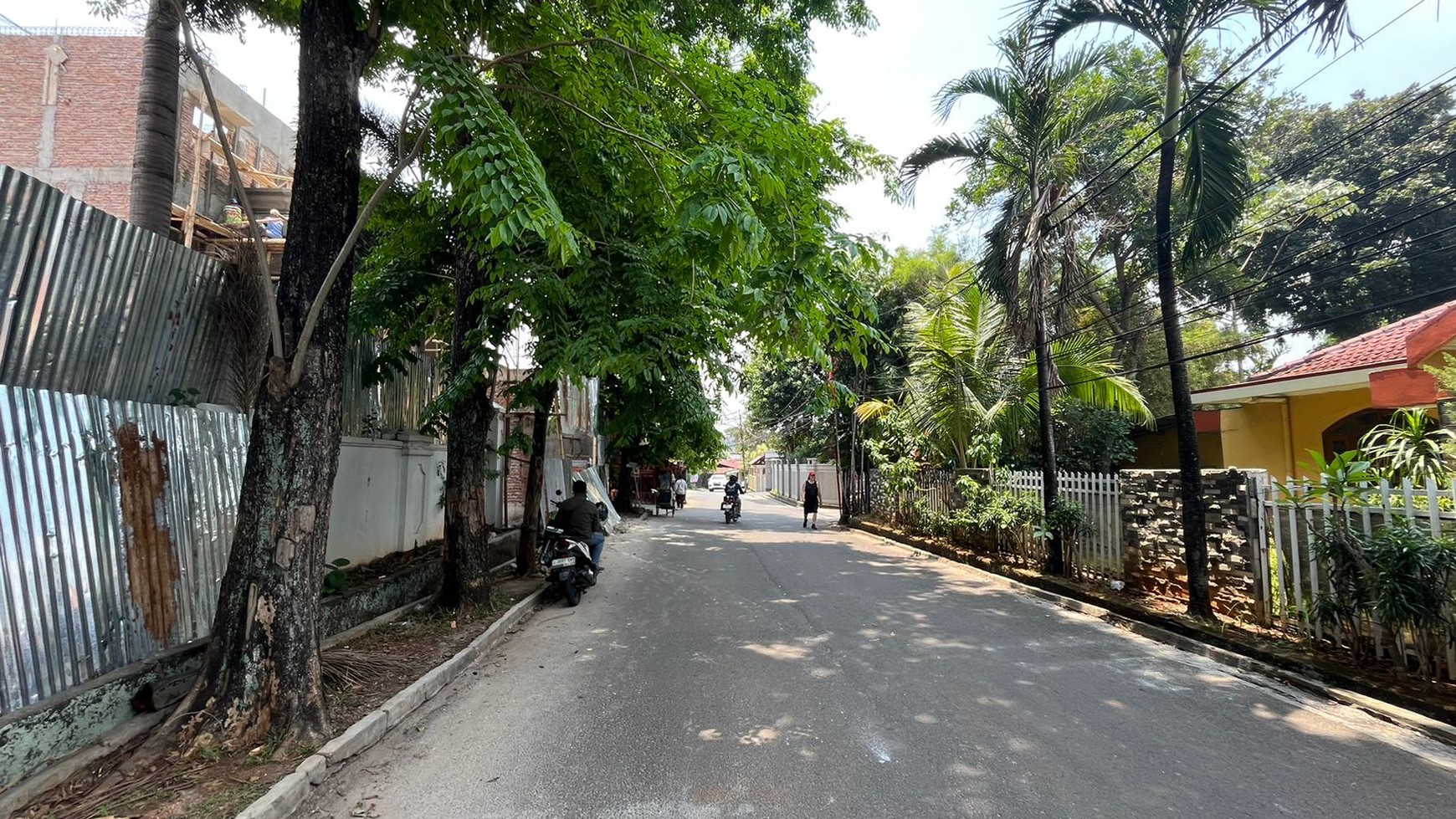 Rumah Hitung Tanah Area Cipete